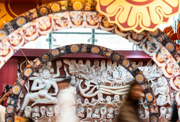 來！在香港“遇見云岡”