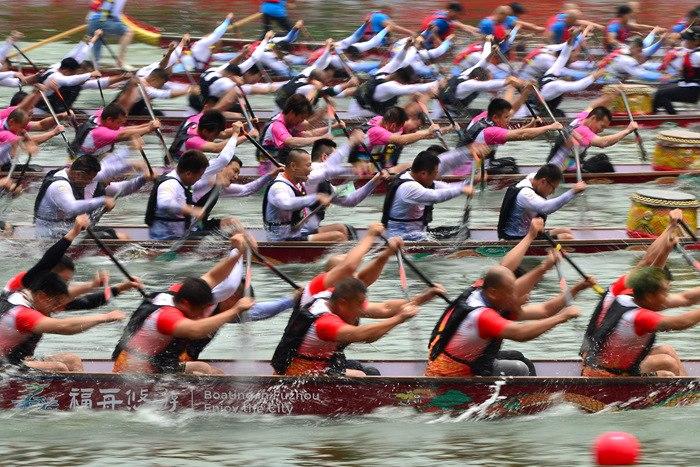 福州：賽龍舟 水面上演“速度與激情”