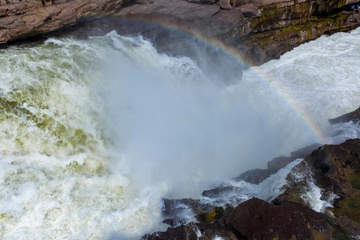 陜西壺口瀑布呈現別樣壯美景觀