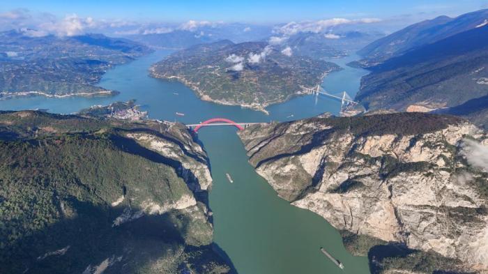 三峽庫區：高峽平湖 百舸爭流