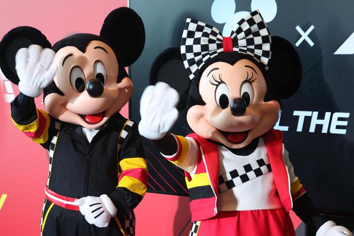 米奇、米妮全新賽車主題形象上海首發