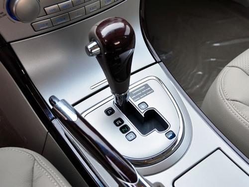 ���и��ľ�����5��5�����е���܇���]