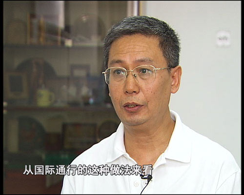 �D4������������W���������x�ڿ϶�ͨ�^ُ�I�W�^����У�ĺ����Ե�ͬ�r����������Ŭ�����ƽ����YԴ��ƽ�����r��