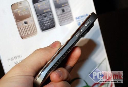 �c(di��n)���鿴���ĈDƬ �Z���� E72 - 3G�Ҳ������� (li��n)ͨWCDMAţ�C(j��)ȫ���]