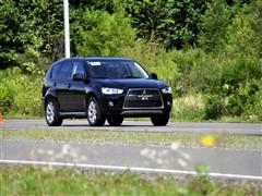 ��܇֮�� �M(j��n)������ outlander ex 3.0 ��Ӣ��