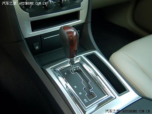 ��܇֮�� �������R˹�� ���R˹��300c 06�� 5.7l���A�I(l��ng)����