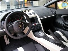 ��܇֮�� �m������ gallardo 2010�� lp550-2