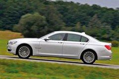 �������A�O�� �ݱ�XJ3.0D�Q�����R730D ��܇֮��