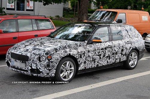 �AӋ2012�ꆖ�� ���R3ϵ���а��ع� ��܇֮��