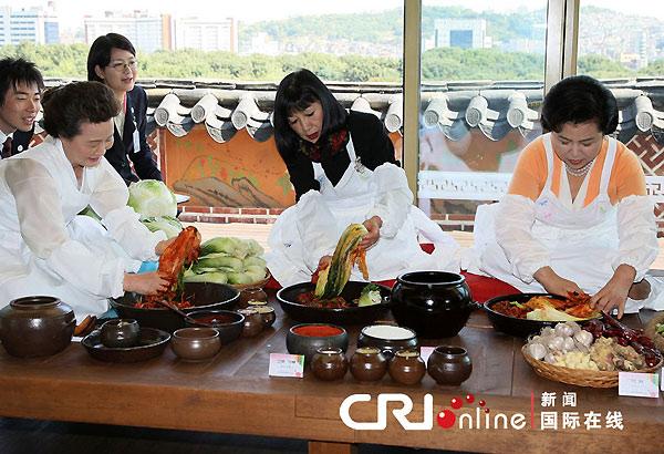 2009��10��9�գ��n����һ���˽���͵��L���ձ���������Fɽ�Ү����������נ����n�����y(t��ng)�ʳ�о���һ�����ݲˡ�