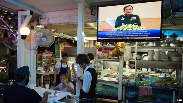 泰國軍事政變領導人:一年多之內不會恢復選舉