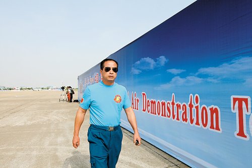 八一飛行表演隊(duì)所在師師長:計(jì)劃合適時出國表演