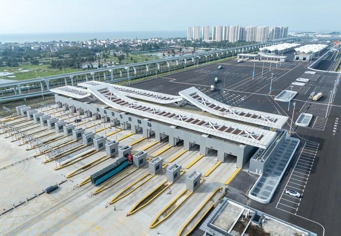 全島封關瞰海南：自貿港“項”前沖
